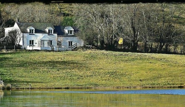 Lake view Romantic retreat