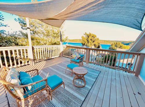 Lake View Twin Homes, Spacious Decks & Kitchens