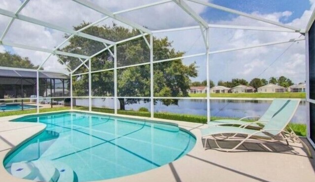 Lake View Villa. Peaceful, 3 bed family home away from home.