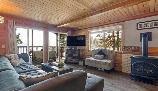 Lake Views at Lake Almanor 11: Lakeside Resort