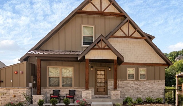 Lake Views, Indoor/Outdoor Pools, FirePit