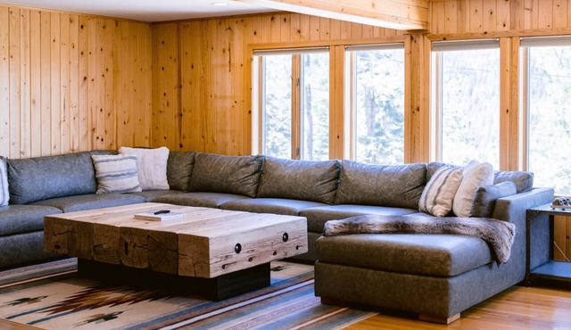 Lake Views - Walking Distance to Beach - West Shore Chalet