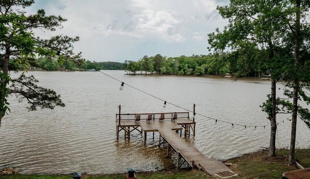 Lake Wateree Home W/Covered Porch, Sunset Views & Dock