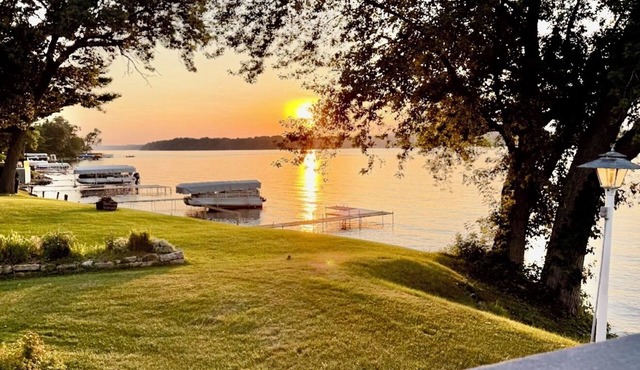 Lake WI Rental: Private Pier: Sunsets