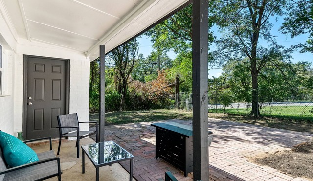 Lake Worth Stay Sleeps 8 World Cup Ready