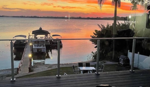 LakeDorable- Upper Level