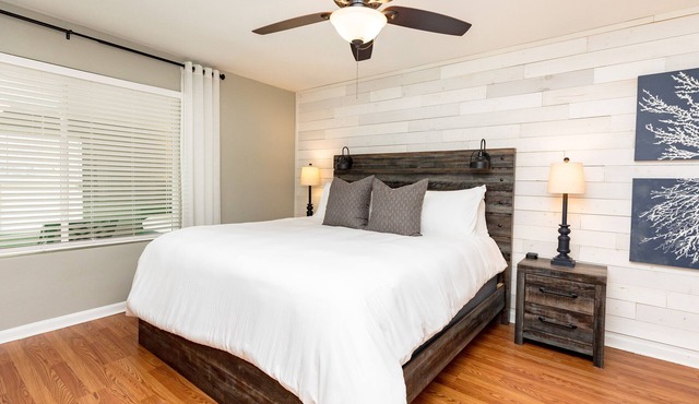 Lakefront 3BR RAFB | Pet Friendly