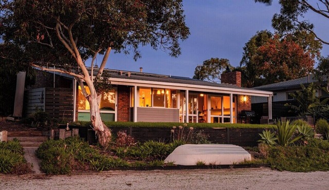 Lakefront 4 BR house at Patterson Lake +Kayak+BBQ