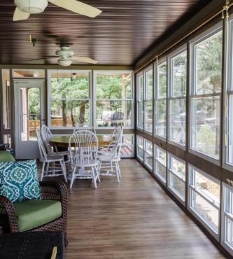 Lakefront 5BR Dock, Kayaks, Hot Tub & Beach