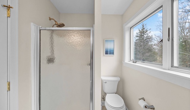 Lakefront 6BR Retreat with Private Dock, Huge Deck & Epic Seneca Views