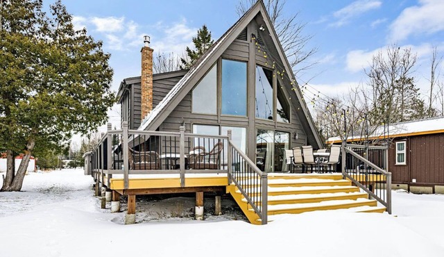 Lakefront A-frame Cabin w/Sauna | Caribouyah!