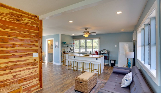 Lakefront Alabama Escape w/Boat Dock & Fire Pit!