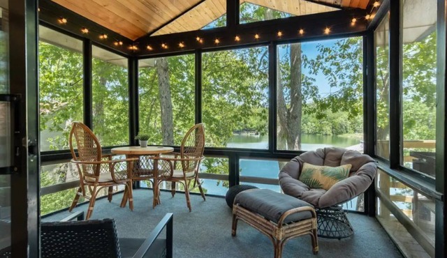 Lakefront AND on the MTB trails!