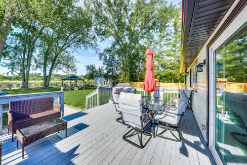 Lakefront Antioch Home w/Dock, Grill, Game Room!