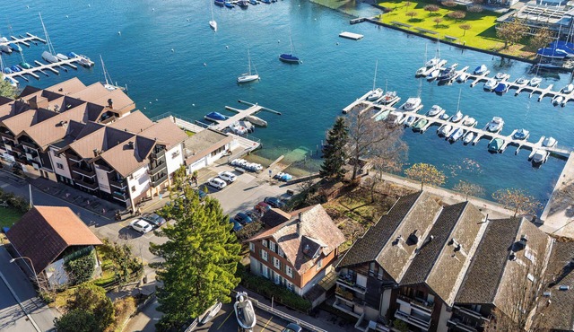 Lakefront Apartment in Spiez Bay