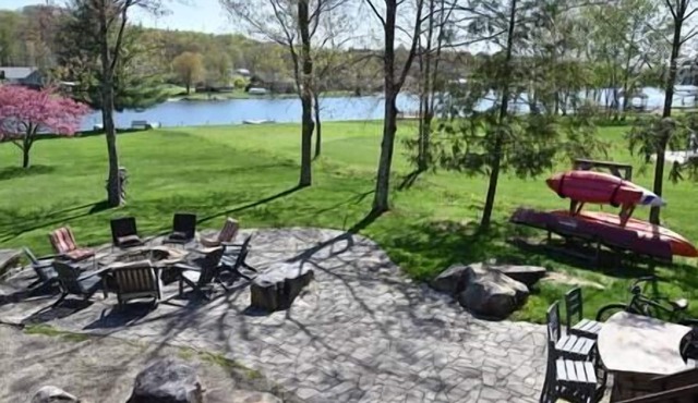Lakefront at Treasure Lake - Hot Tub, Patio, Docks