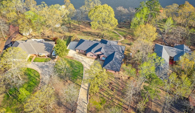 Lakefront Avinger Vacation Rental w/ Deck!