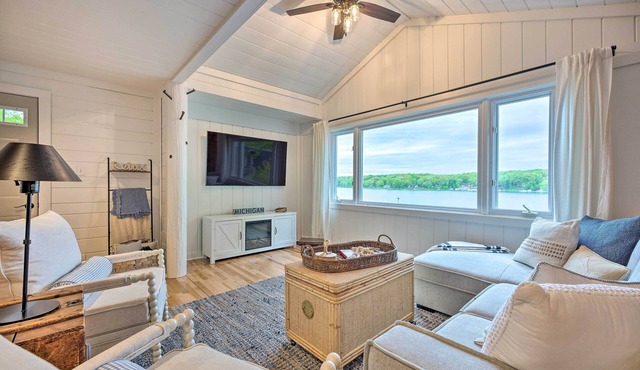 Lakefront Battle Creek Home w/Fishing Dock!