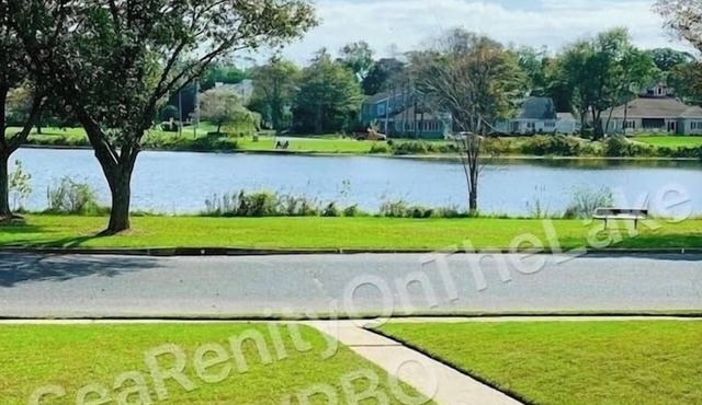 LAKEFRONT Beach House - SeaRenityOnTheLake - Lake Como, NJ