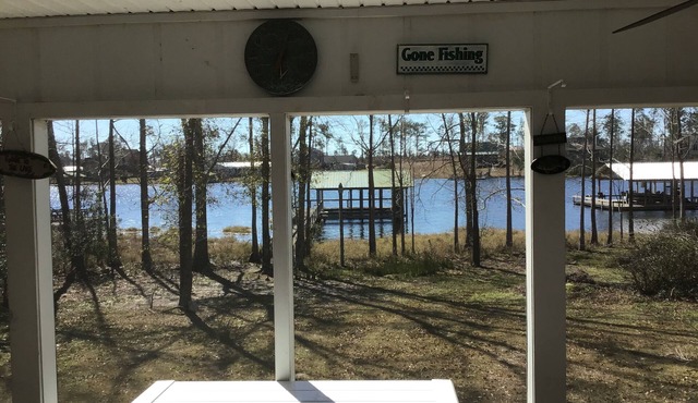 Lakefront beauty with boat lift.