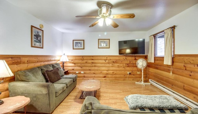 Lakefront Bemidji Getaway with Community Beach!