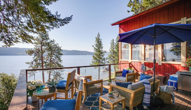 Lakefront Bliss: Coeur d'Alene Cabin w/Dock!