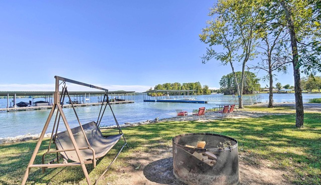 Lakefront Boating Getaway in Spring City!