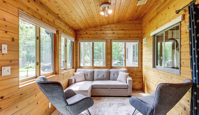 Lakefront Brainerd Escape w/Games: Dogs Allowed!