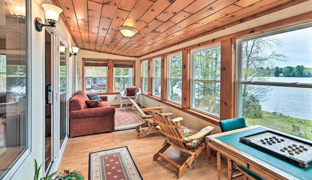 Lakefront Broadalbin Getaway w/Deck + Kayaks