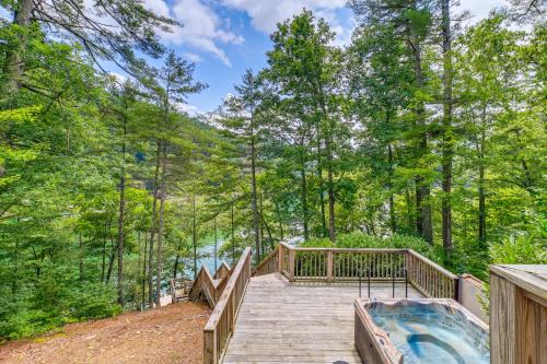 Lakefront Butler Home w/Hot Tub & Fire Pit!