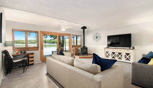 Lakefront Cabin - Kayaks, Grill, Firepit - Casita Linda