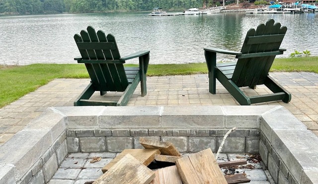 Lakefront Cabin on Keowee with Private Dock