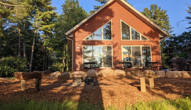 Lakefront Cabin on Pike Lake Chain w/Sunset View - ATV/Snowmobile Flambeau Trail