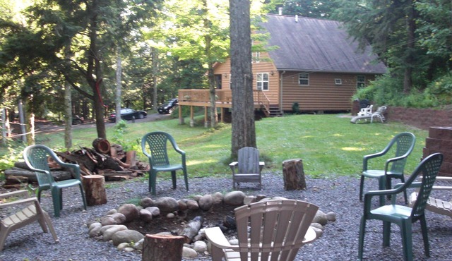 Lakefront Cabin Retreat with Internet. E-Bike Rental Available.