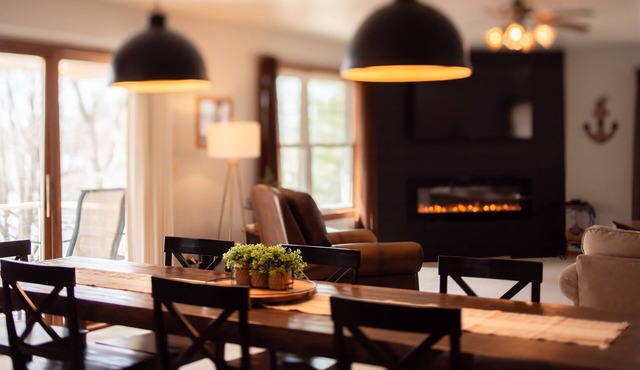 Lakefront Cabin w/Firepit Nights & Scenic Views
