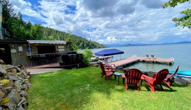 Lakefront Cabin w/Hot Tub & Private Dock