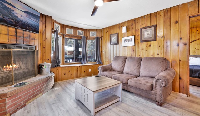 Lakefront Cabin w/Dock, Pool & Views