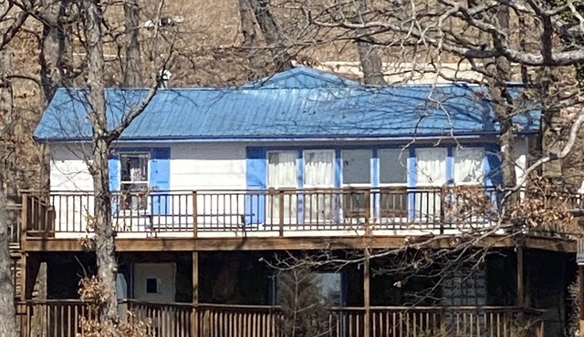 Lakefront Cabin With Two Well Dock In Popular LAKE OF THE OZARKS Cove Location!
