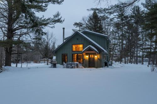 Lakefront Cabin with Private Dock Kenoza Den
