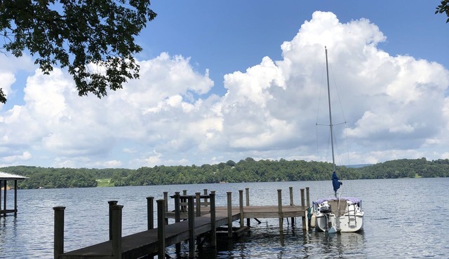 Lakefront Cabin with Dock & Ramp