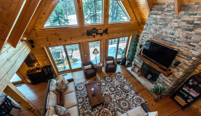 Lakefront Chalet w/Dock, Hot Tub & Fireplace