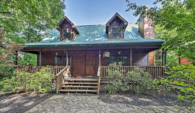 Lakefront Coalmont Cabin on 5 Acres w/ Dock!