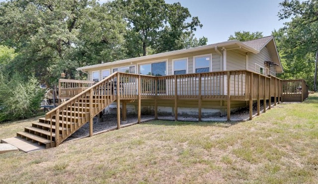 Lakefront College Station Home Near Texas A and M!