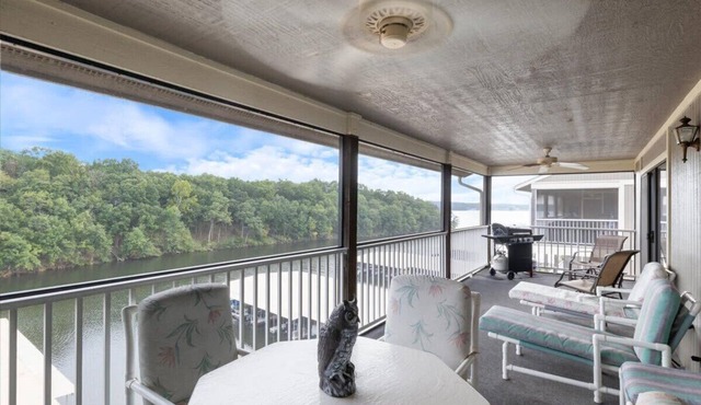 Lakefront Condo Near the State Park