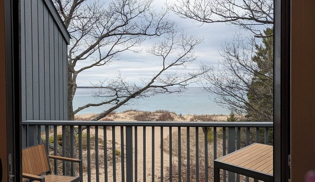 Lakefront condo on Lake Michigan. Fireplace. Beautiful resort setting.