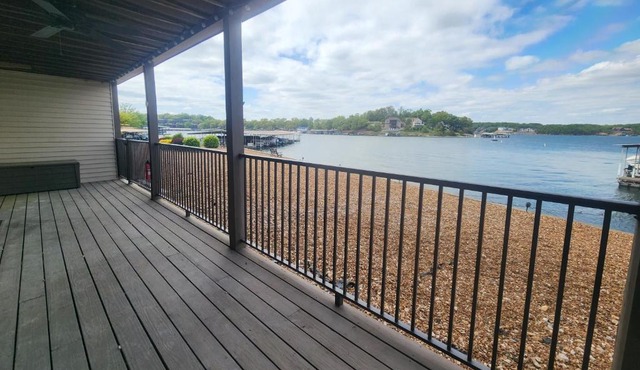 Lakefront condo with a VIEW Osage Beach