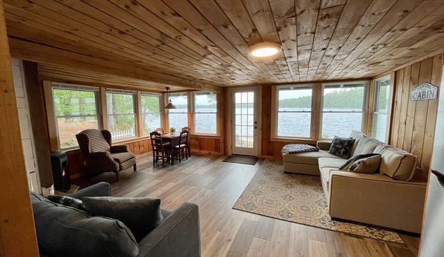 Lakefront Cottage On Beautiful Maine Lake