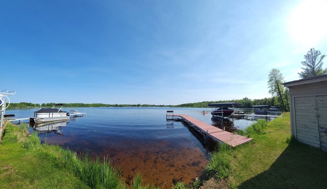 Lakefront Cottage Retreat in Charming Mountain!