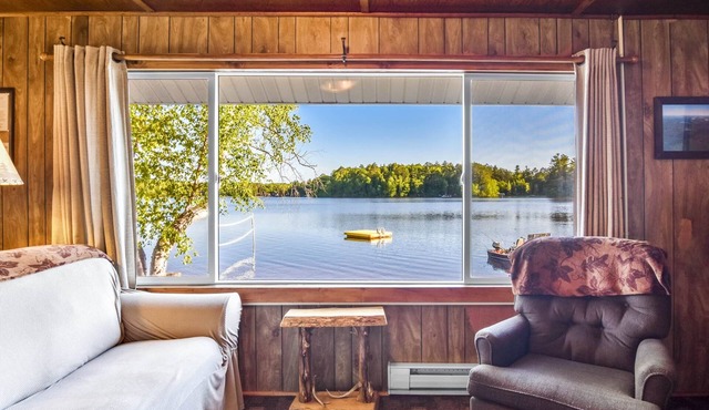 Lakefront Cottage