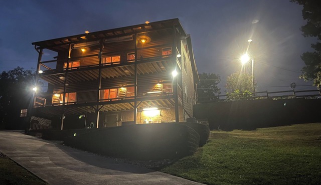 Lakefront covered dock sleeps 12